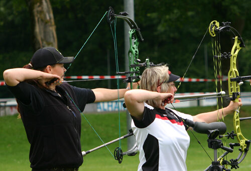 Finale: Kristina Heigenhauser (li.) gegen Sabine Fünfgelder (re.)